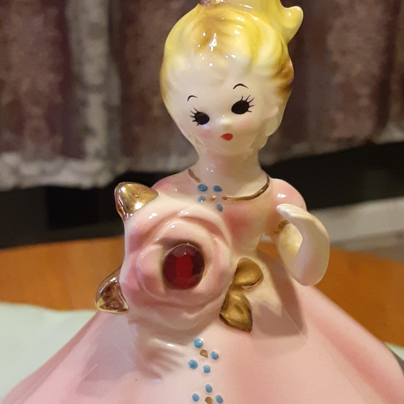 Josef origionals January Ruby gem girl figurine - Picture 2 of 7